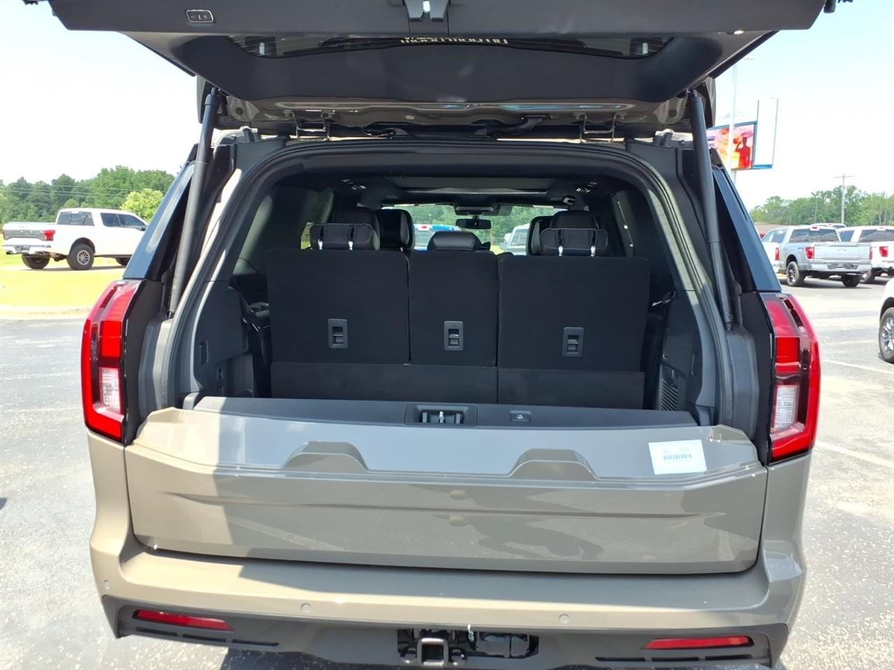 Ford Expedition  2027