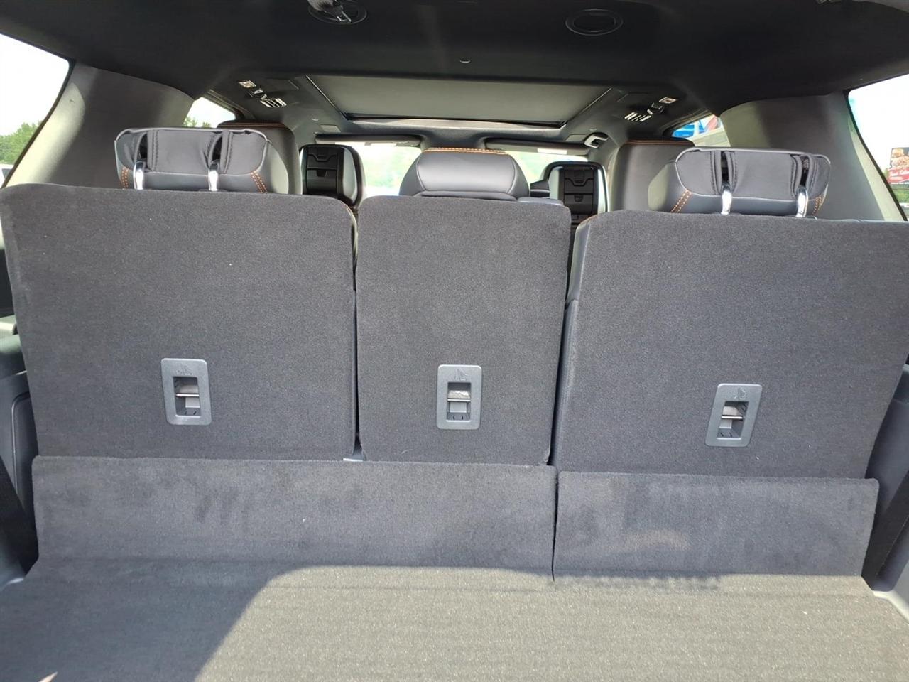 Ford Expedition  2027