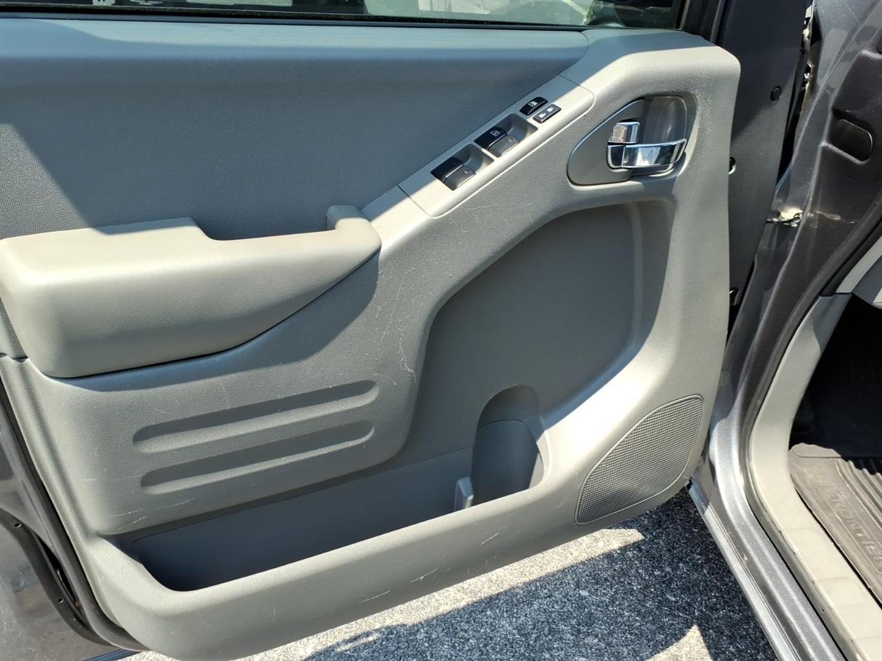 Nissan Frontier  2019