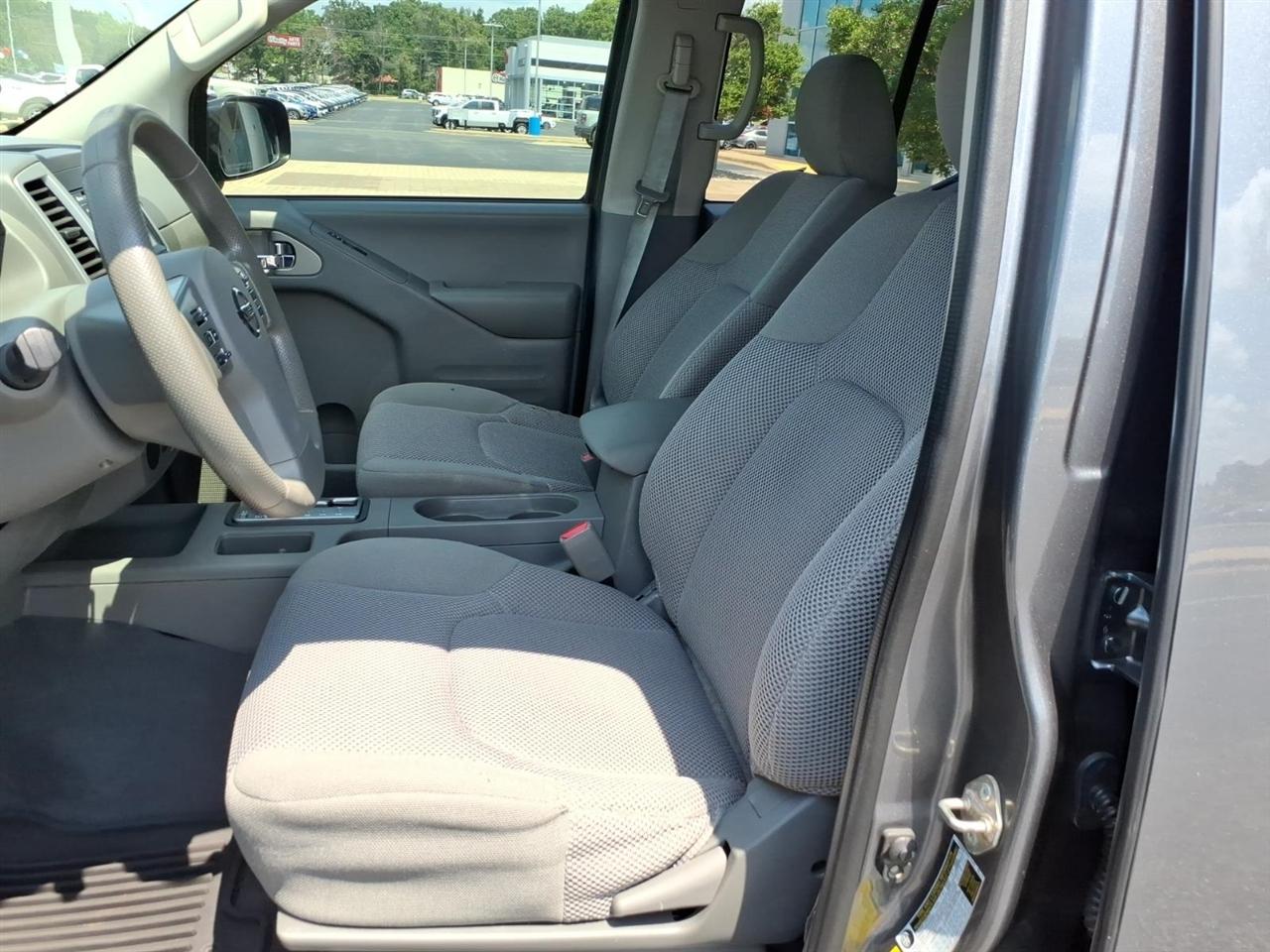 Nissan Frontier  2019