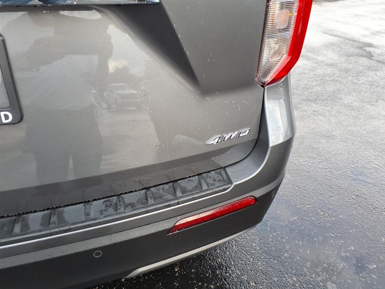 Ford Explorer  2023