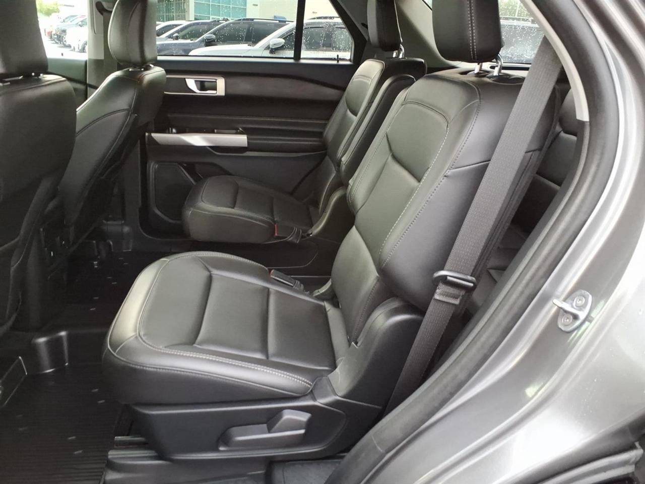 Ford Explorer  2023