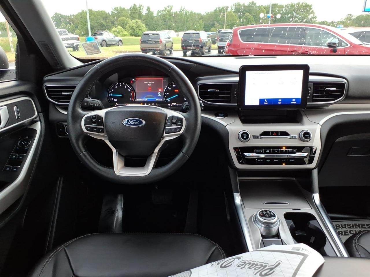 Ford Explorer  2023