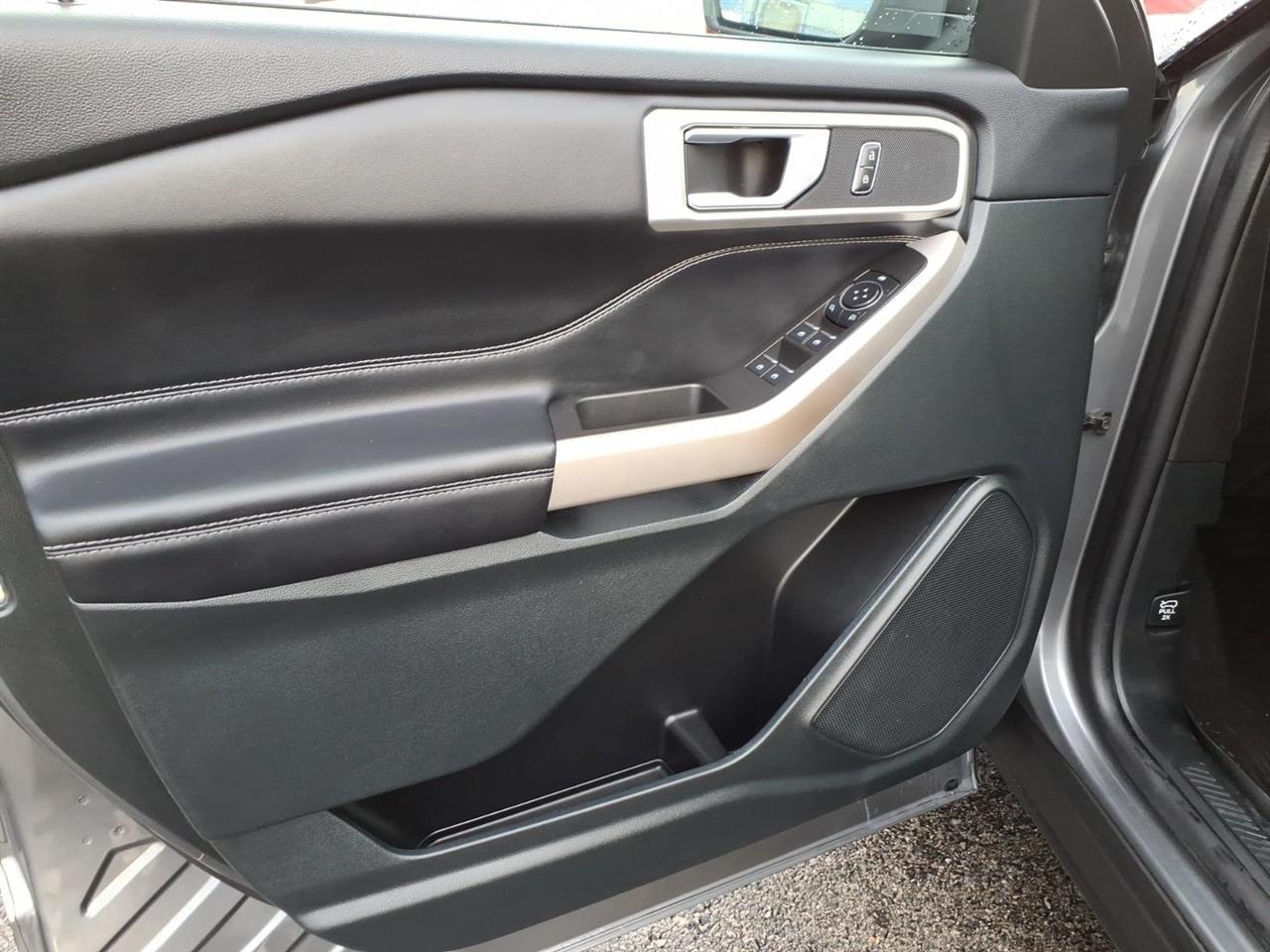 Ford Explorer  2023