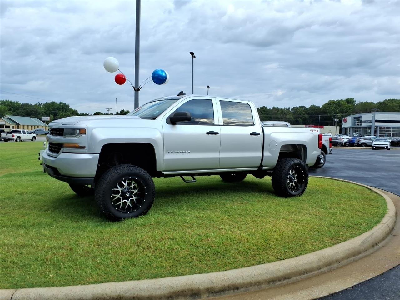 Chevrolet Silverado 1500  2018
