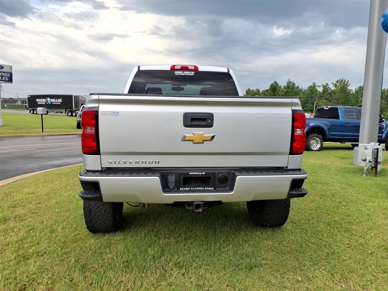 Chevrolet Silverado 1500  2018