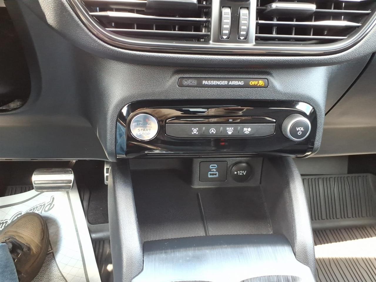 Ford Escape  2023