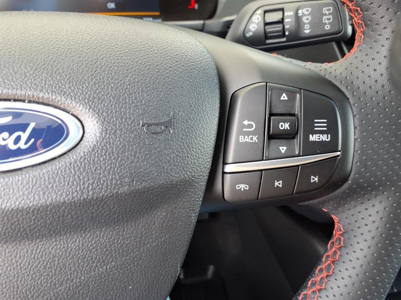 Ford Escape  2025