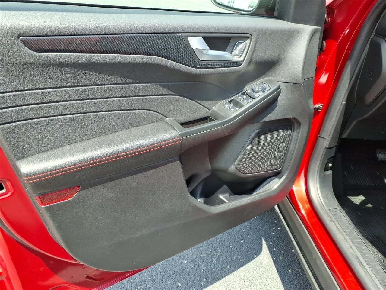 Ford Escape  2025