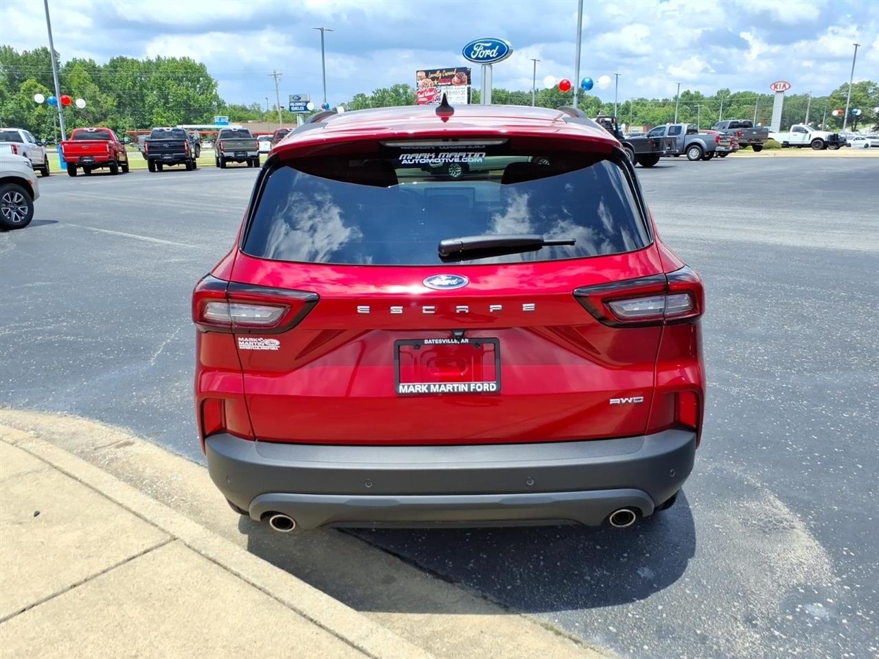 Ford Escape  2025