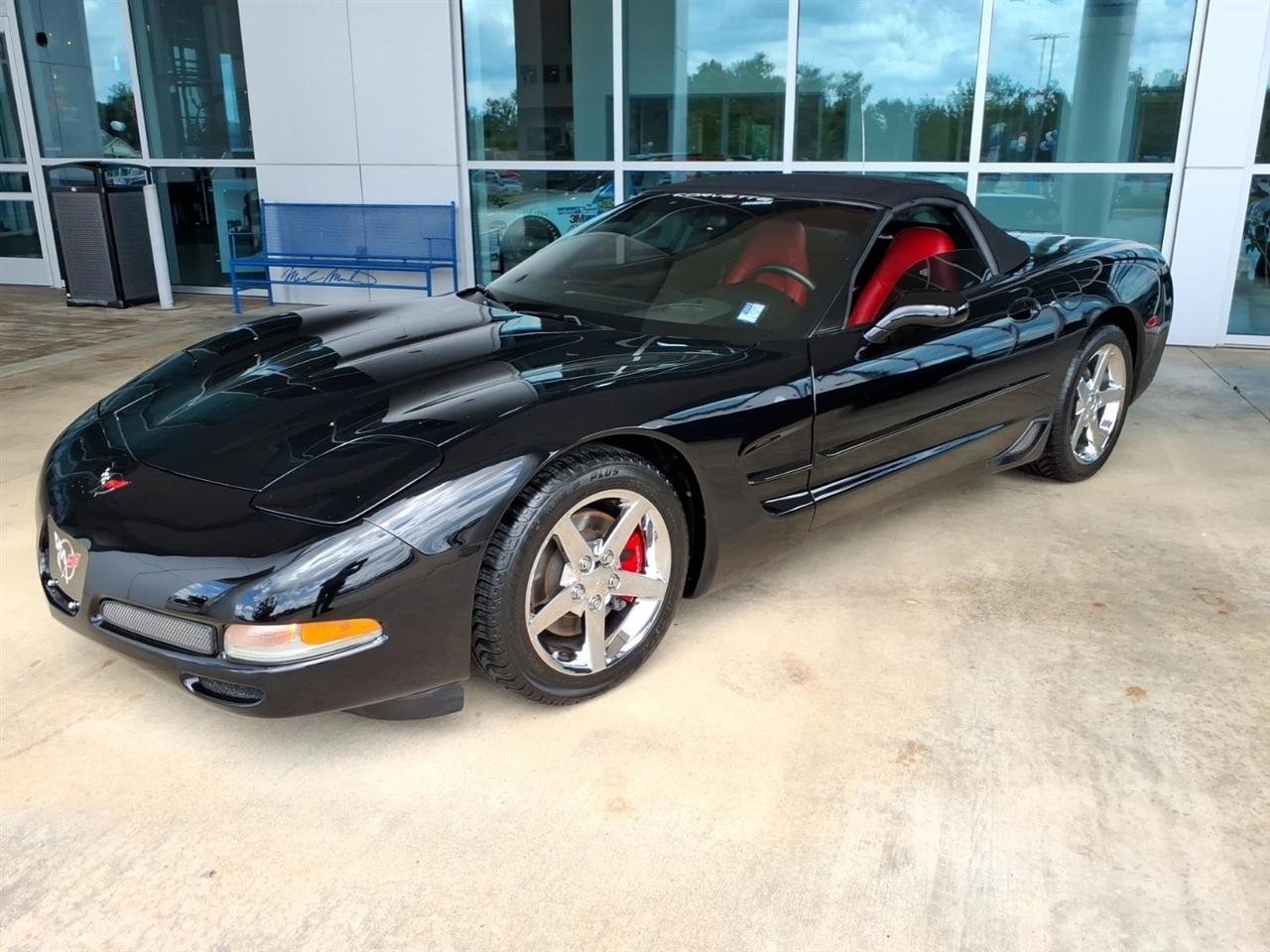 Chevrolet Corvette  2004
