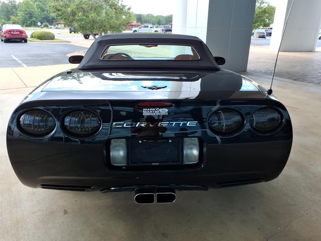 Chevrolet Corvette  2004