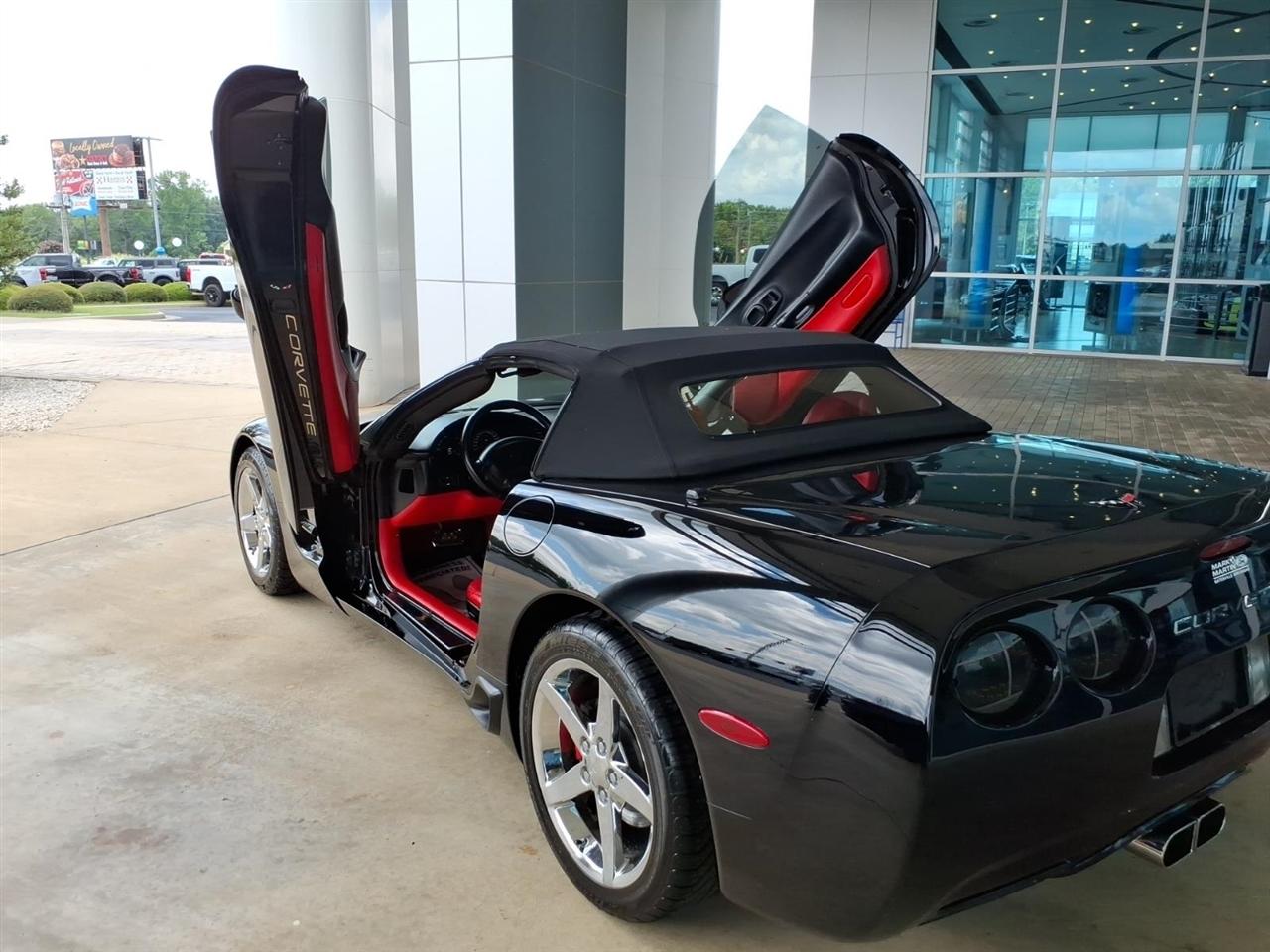 Chevrolet Corvette  2004