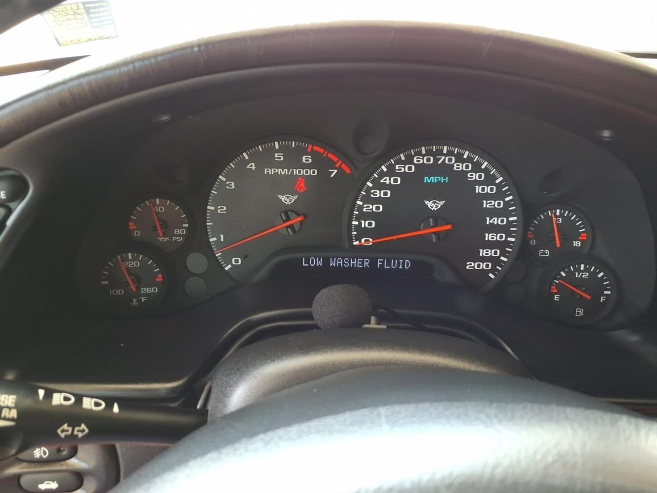 Chevrolet Corvette  2004