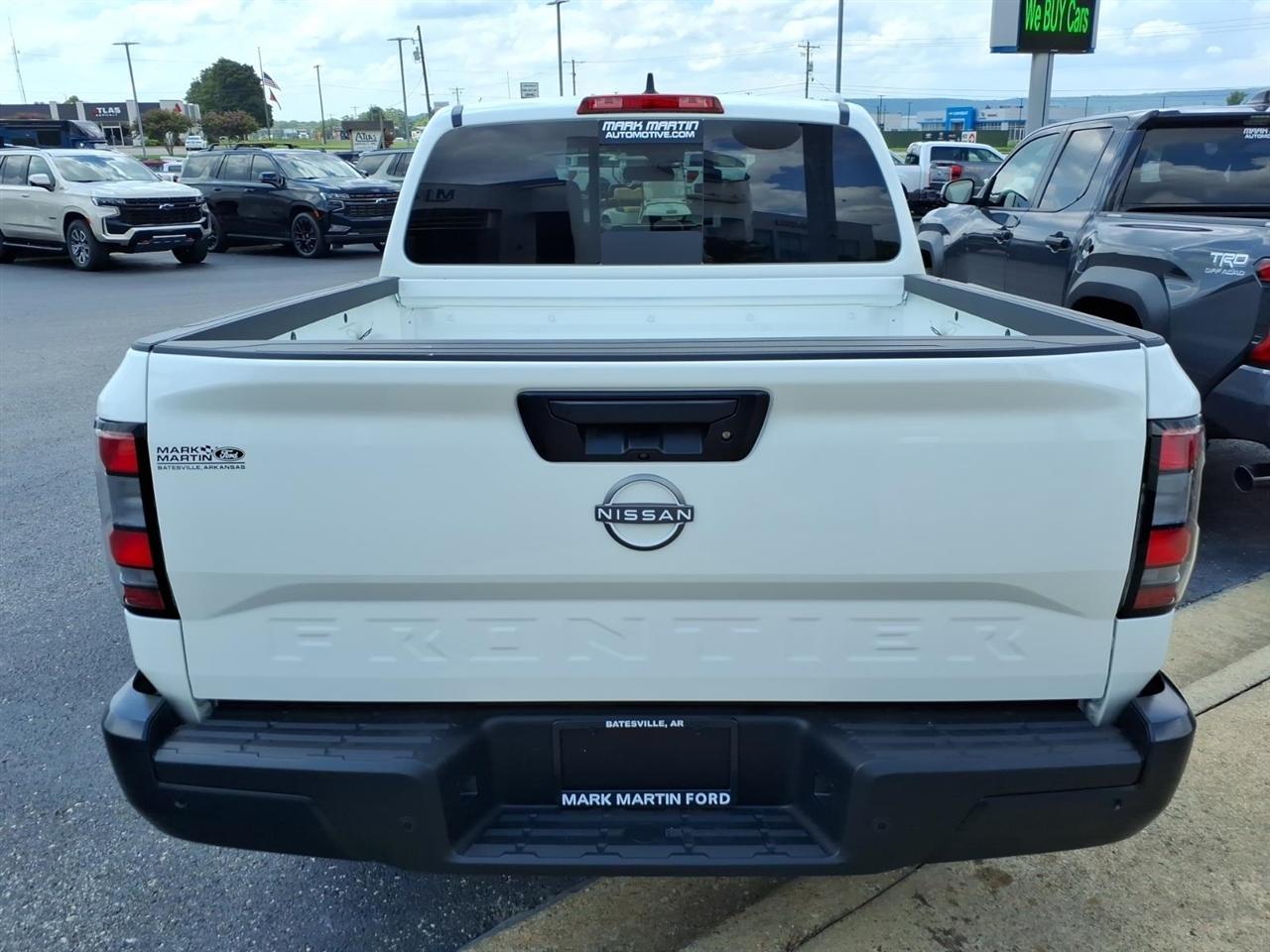 Nissan Frontier  2026