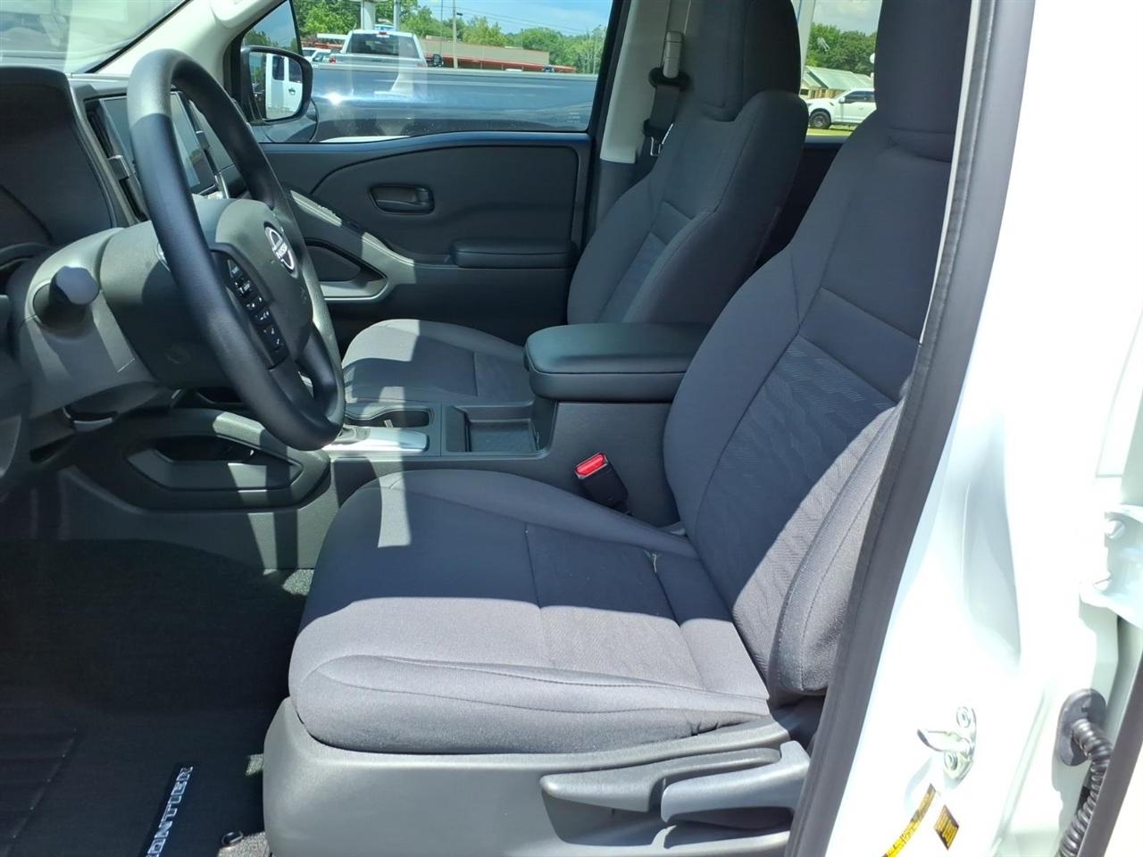Nissan Frontier  2026