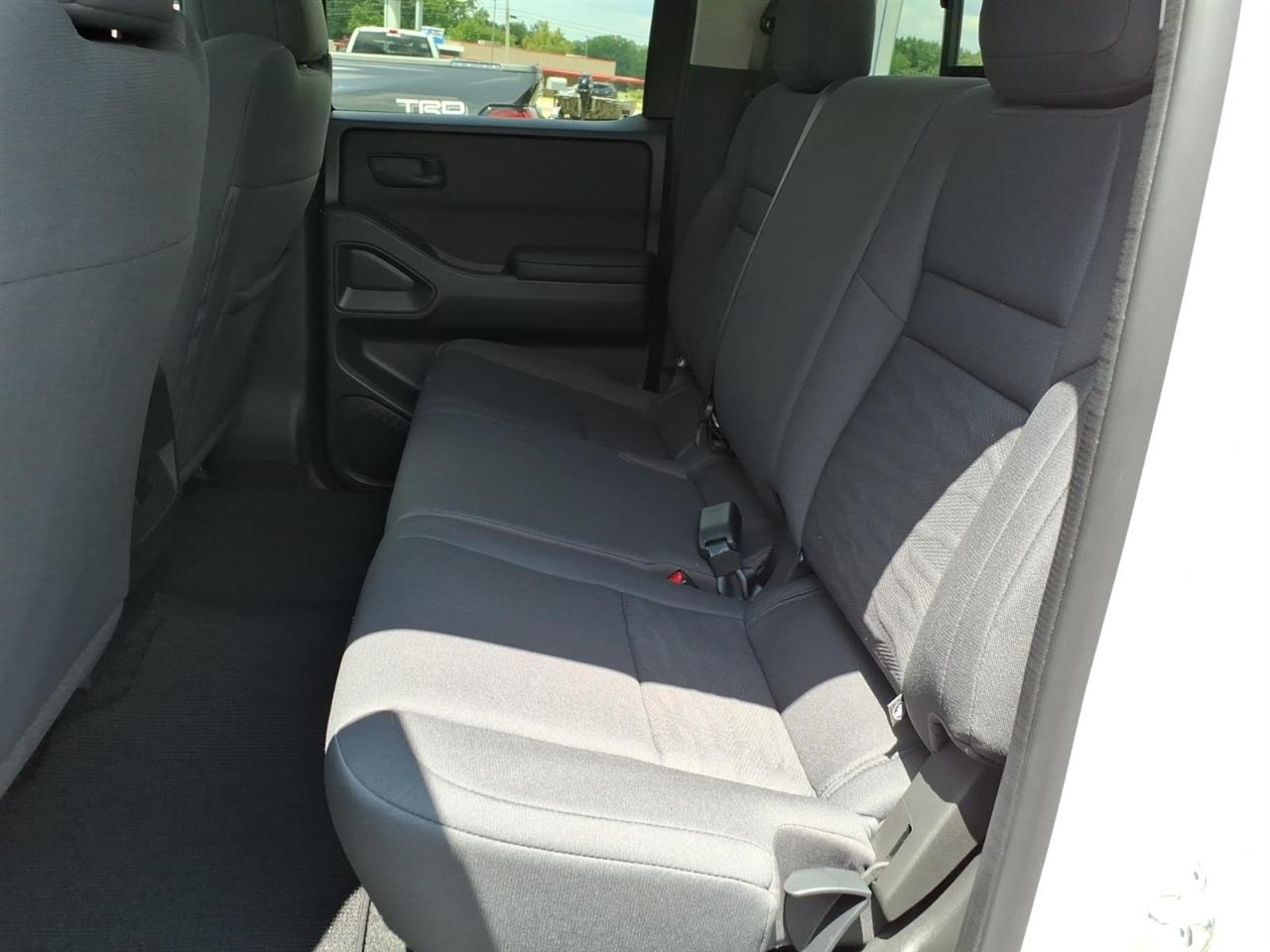 Nissan Frontier  2026