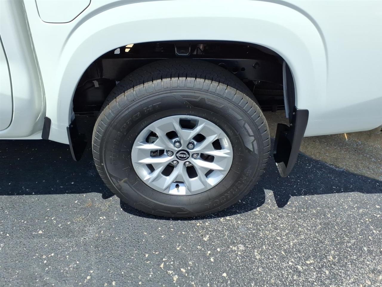 Nissan Frontier  2026