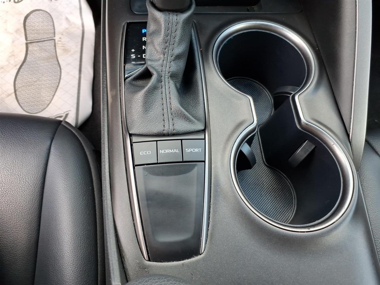 Toyota Camry  2024