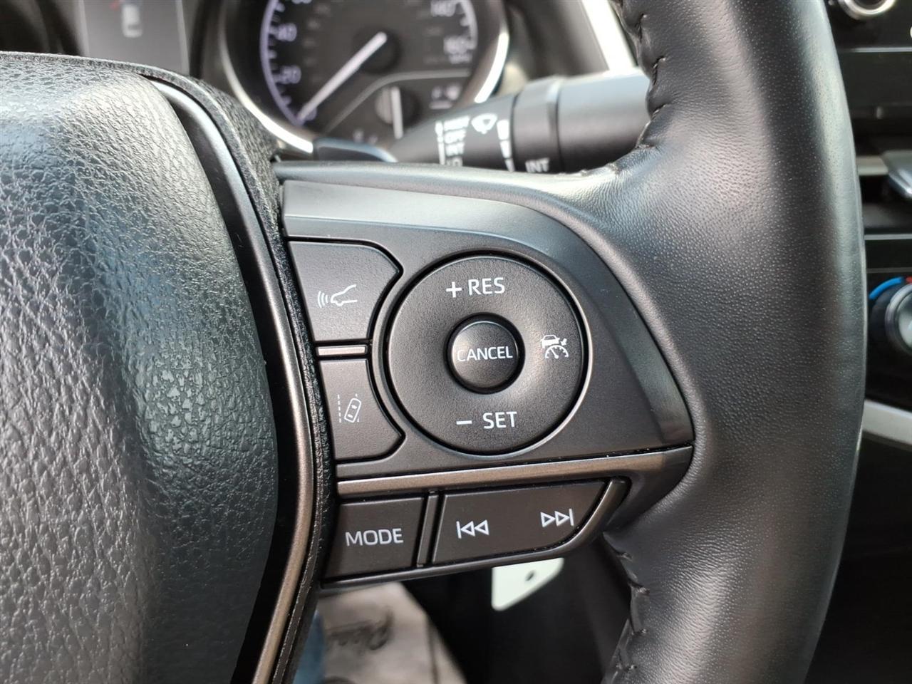 Toyota Camry  2024