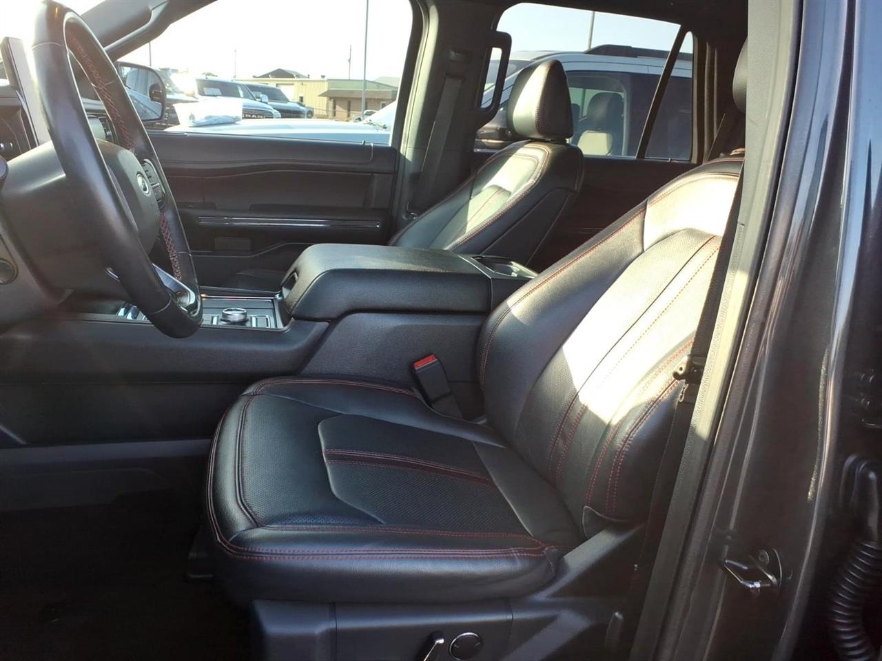 Ford Expedition  2022