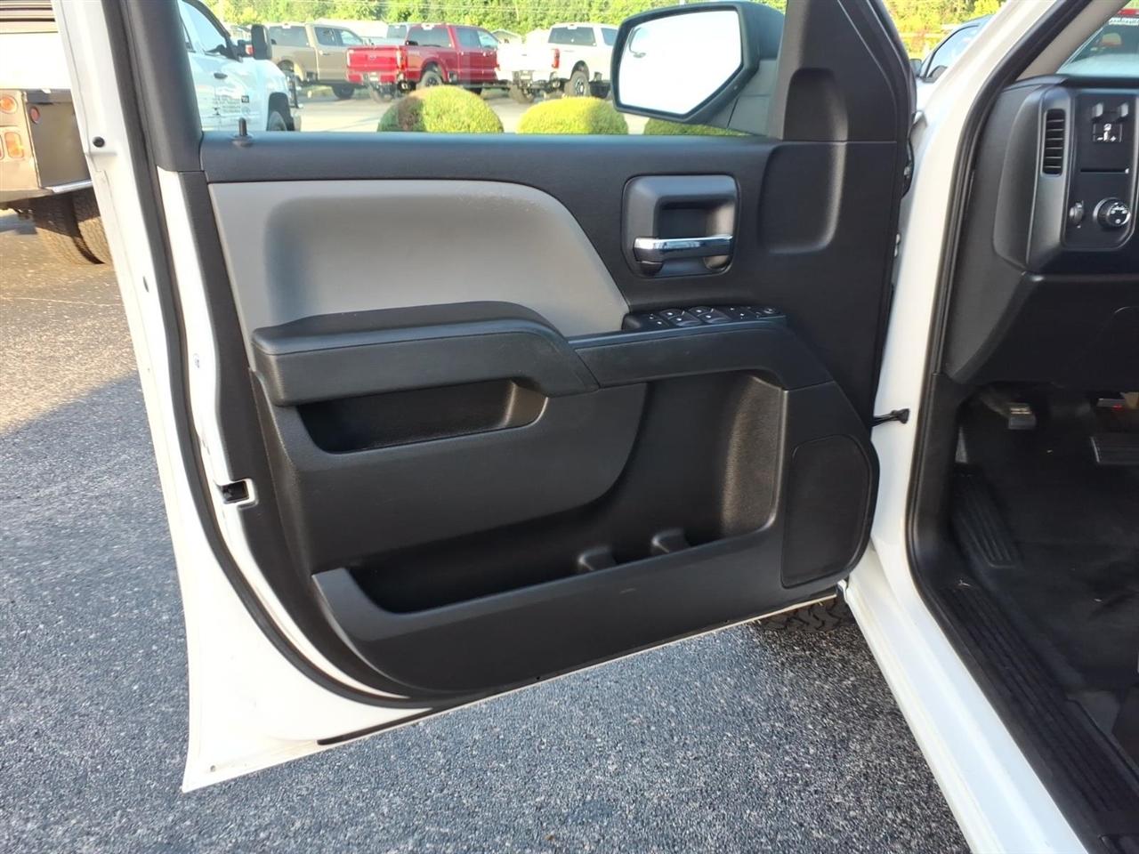 Chevrolet Silverado 1500  2018