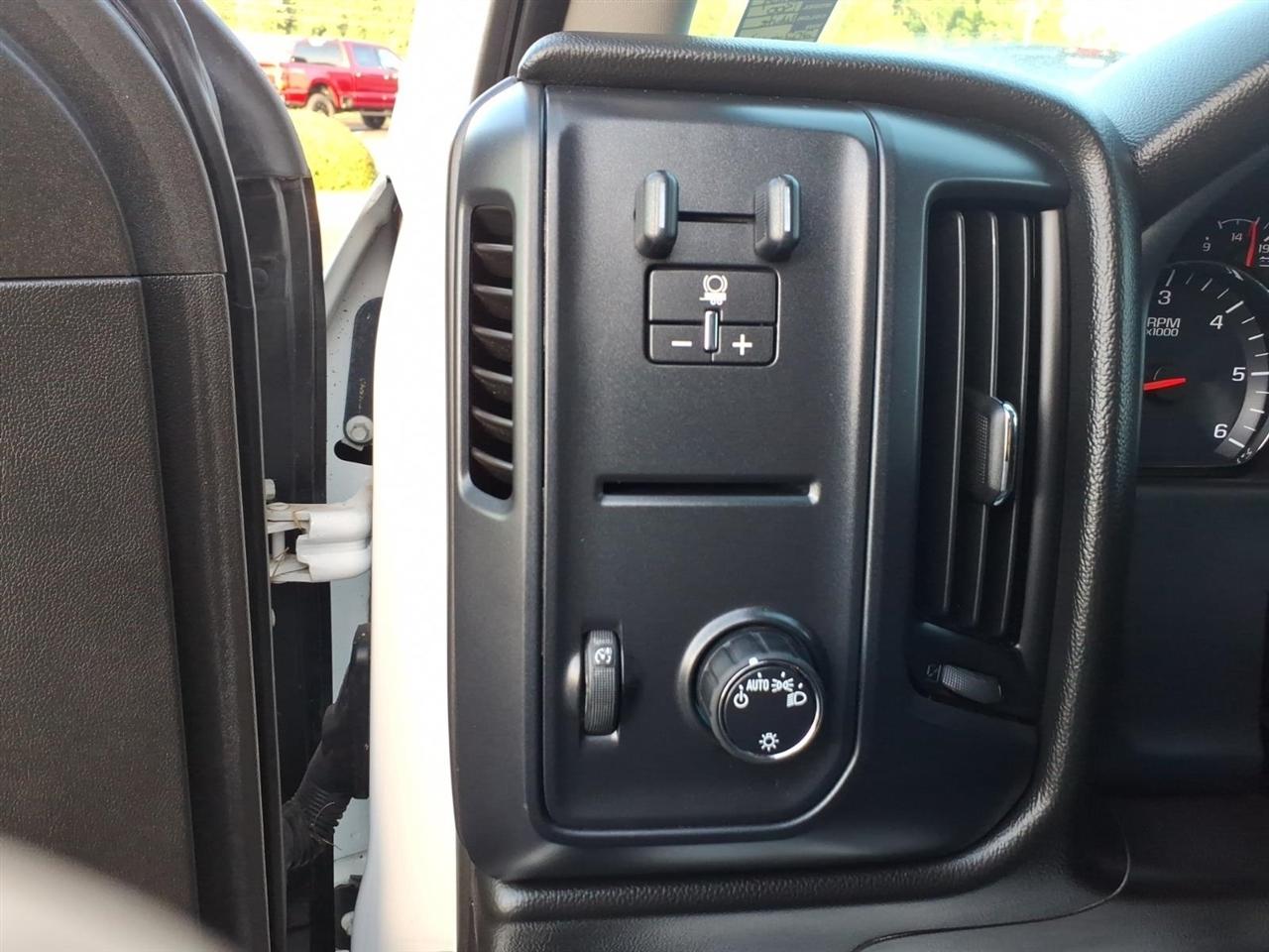 Chevrolet Silverado 1500  2018