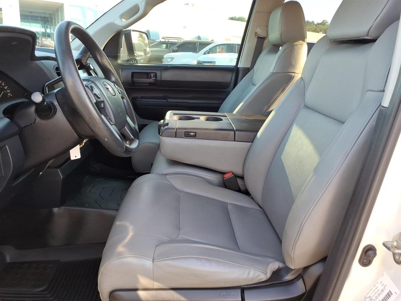 Toyota Tundra 2WD  2020