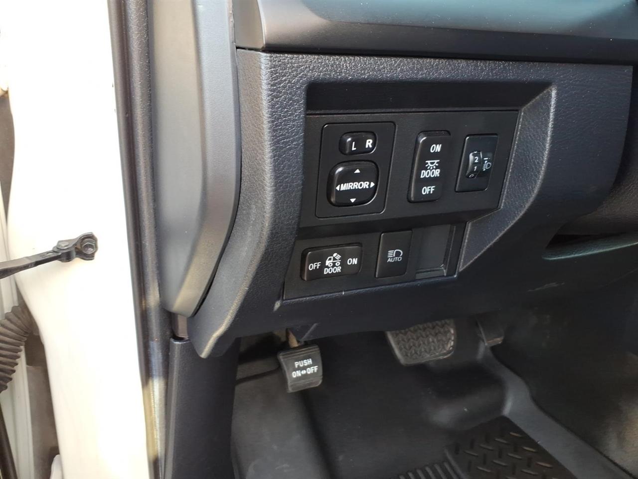 Toyota Tundra 2WD  2020