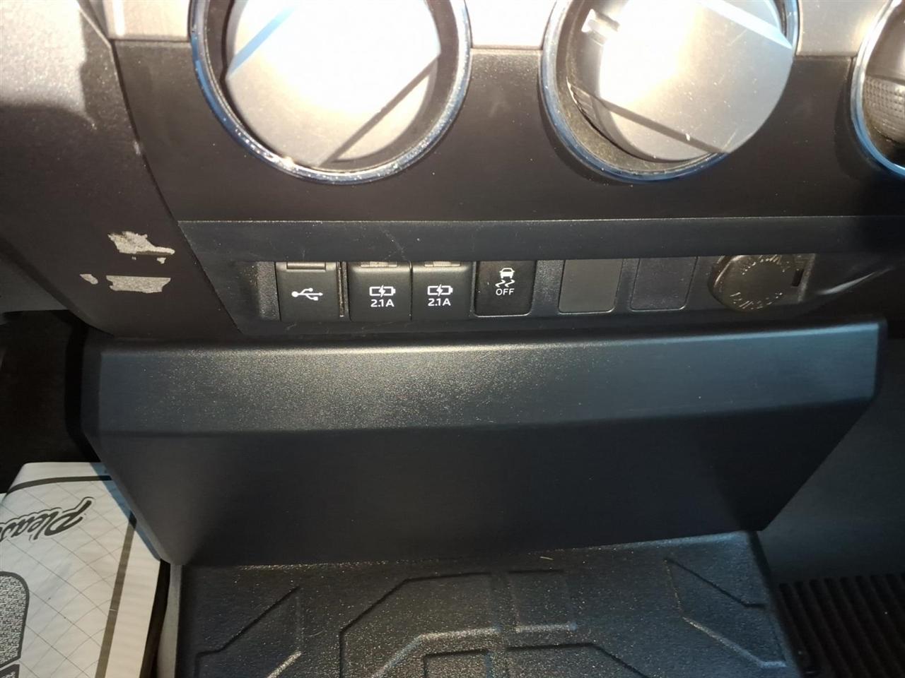 Toyota Tundra 2WD  2020