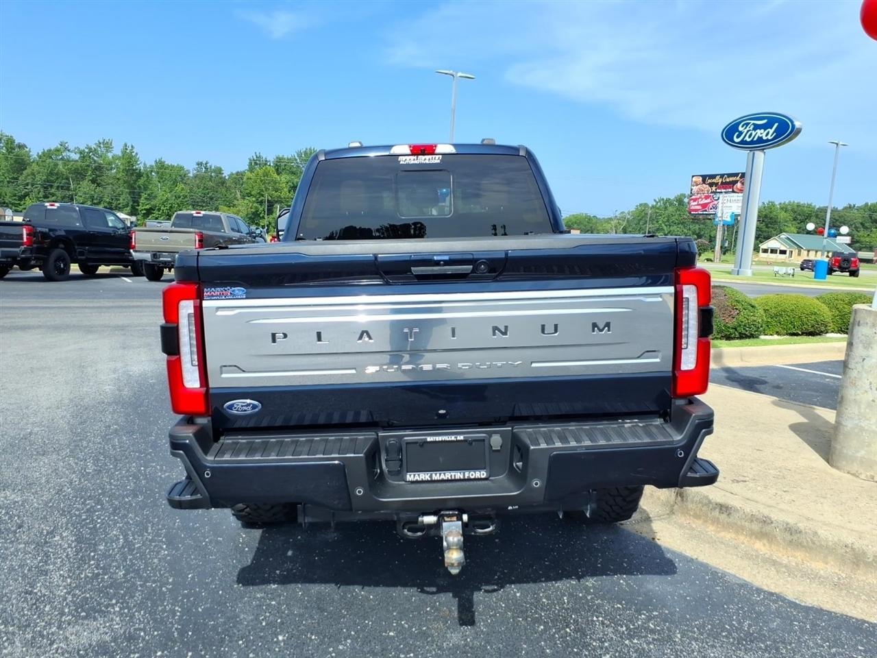 Ford Super Duty F-250 SRW  2024
