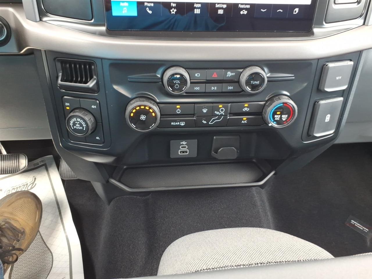 Ford F-150  2026