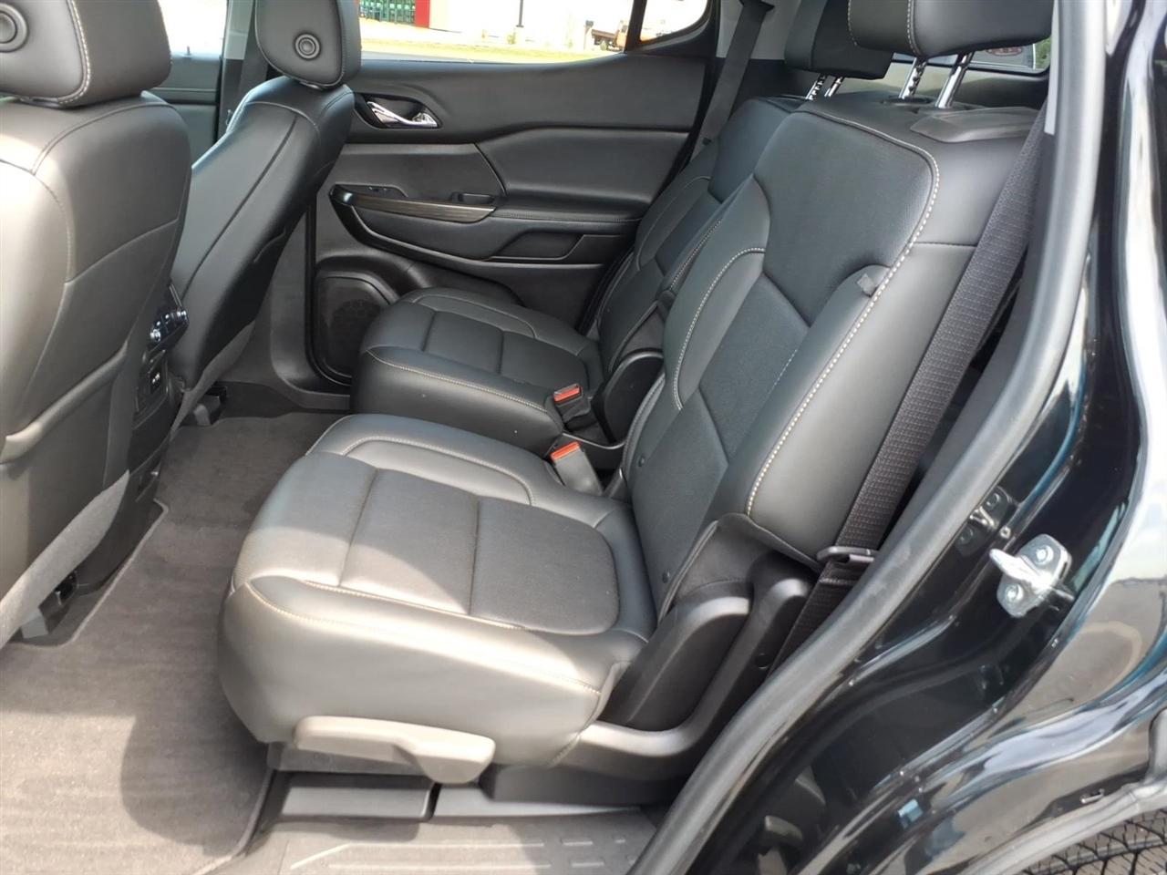 GMC Acadia  2021