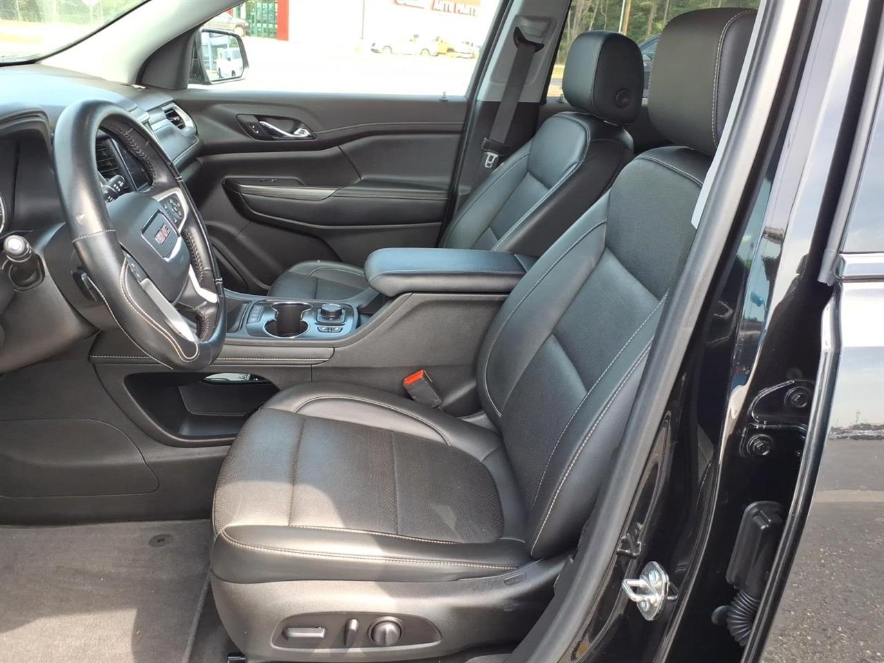 GMC Acadia  2021