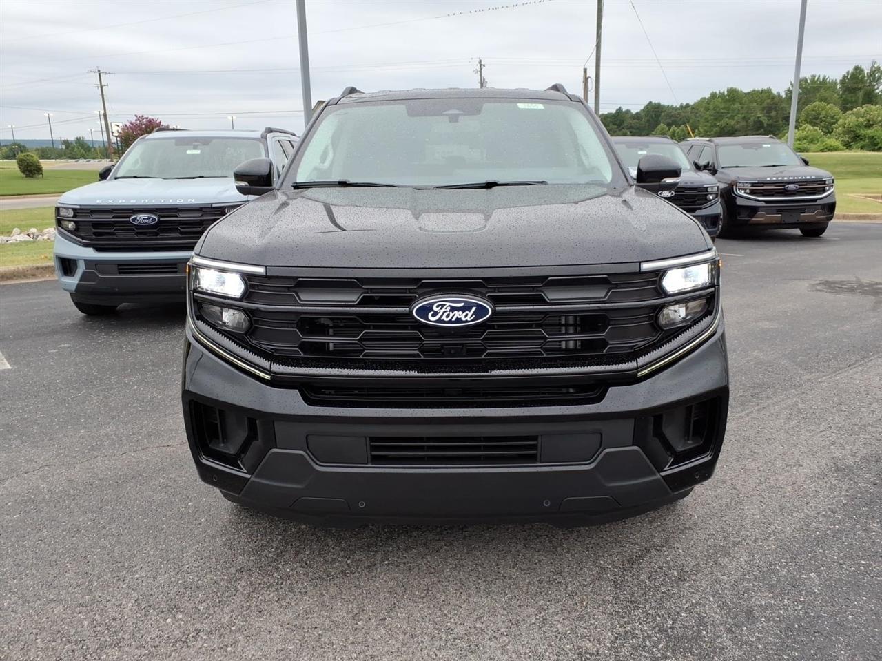 Ford Expedition  2027