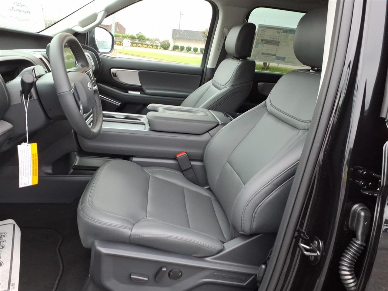 Ford Expedition  2027