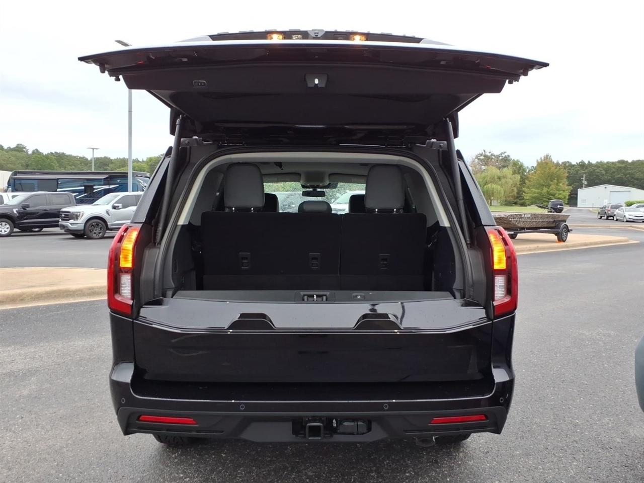 Ford Expedition  2027