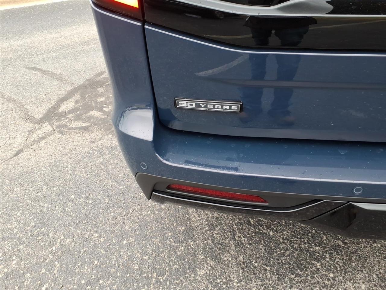 Ford Expedition  2027