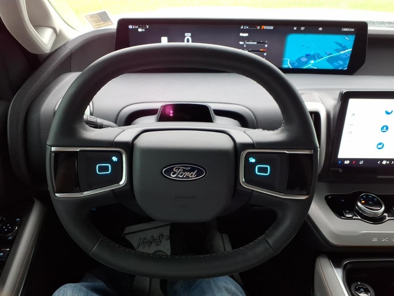 Ford Expedition  2025