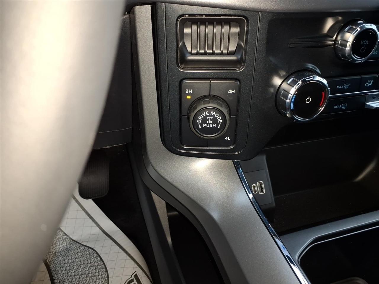 Ford F-150  2026