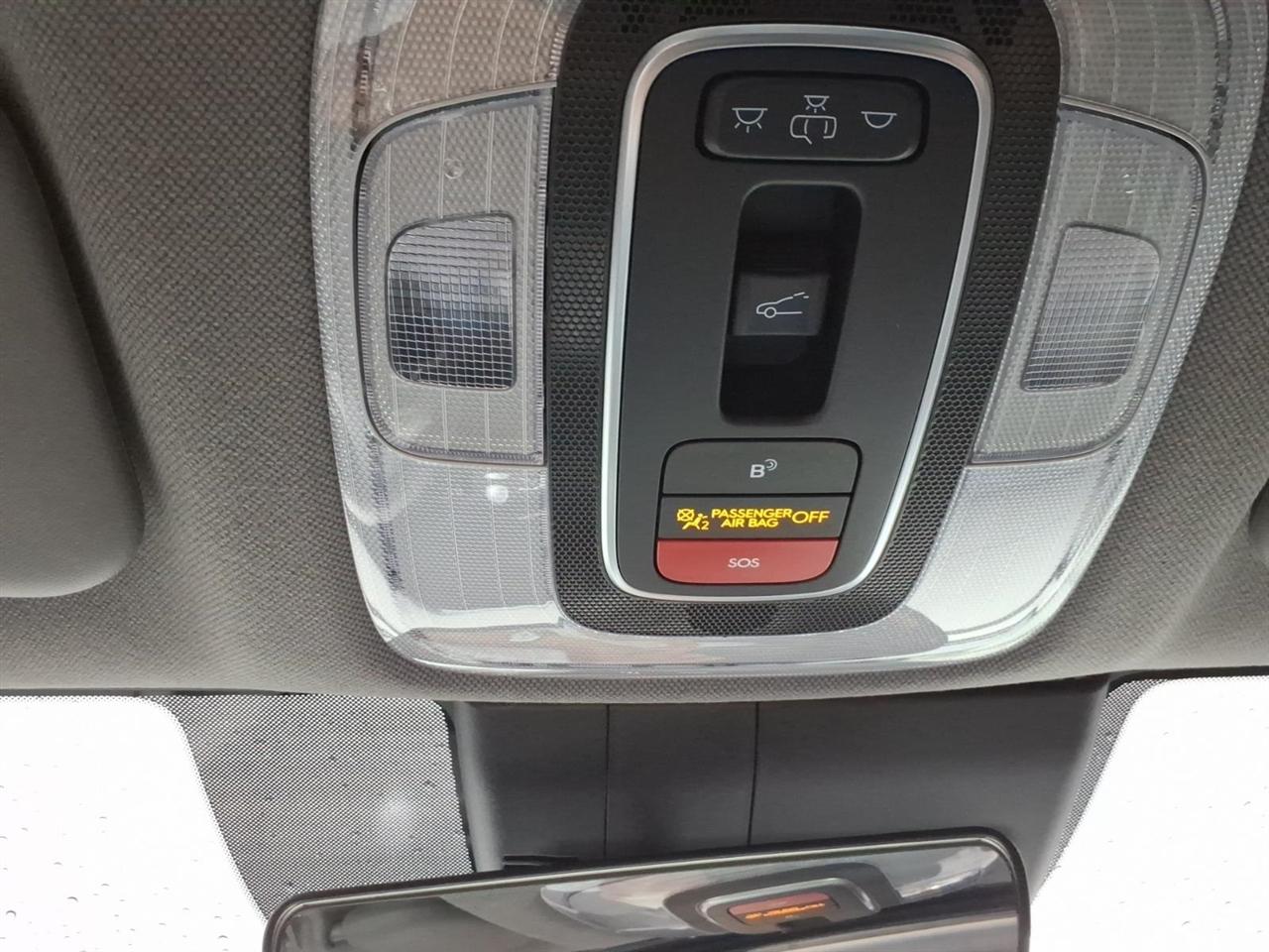 Hyundai Elantra  2024
