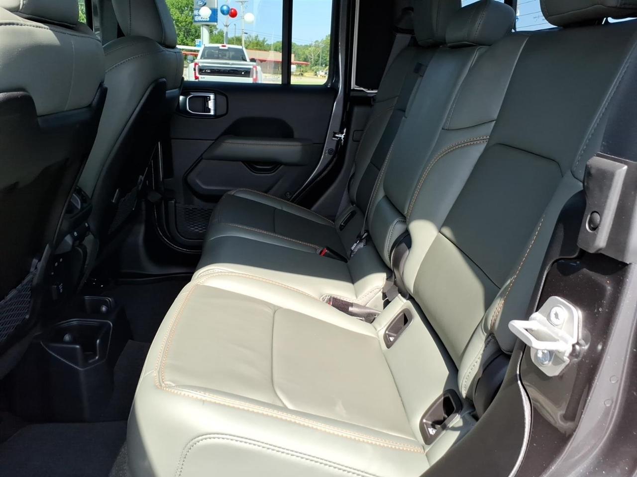 Jeep Gladiator  2024
