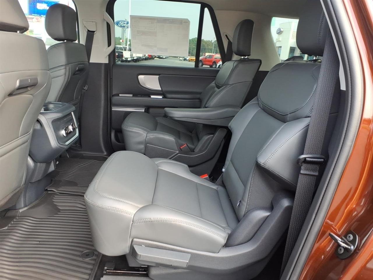 Ford Expedition Max  2027