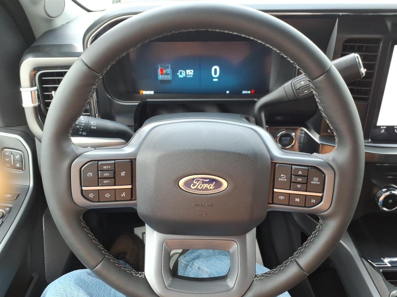 Ford Super Duty F-250 SRW  2026