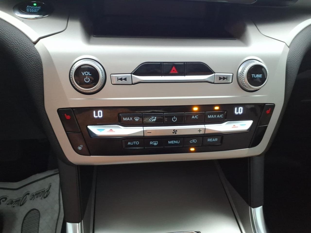 Ford Explorer  2021