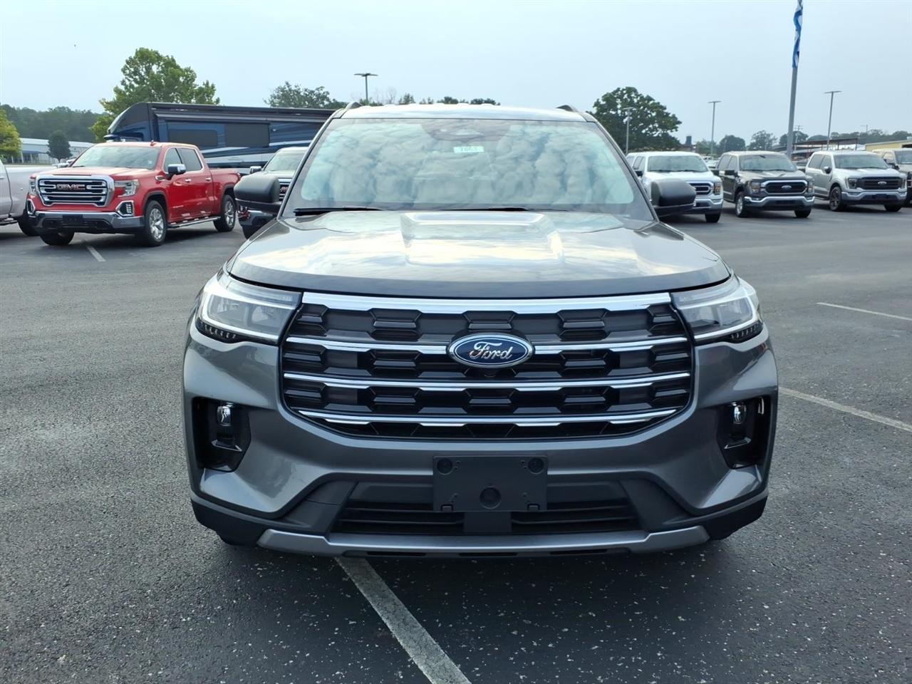 Ford Explorer  2026