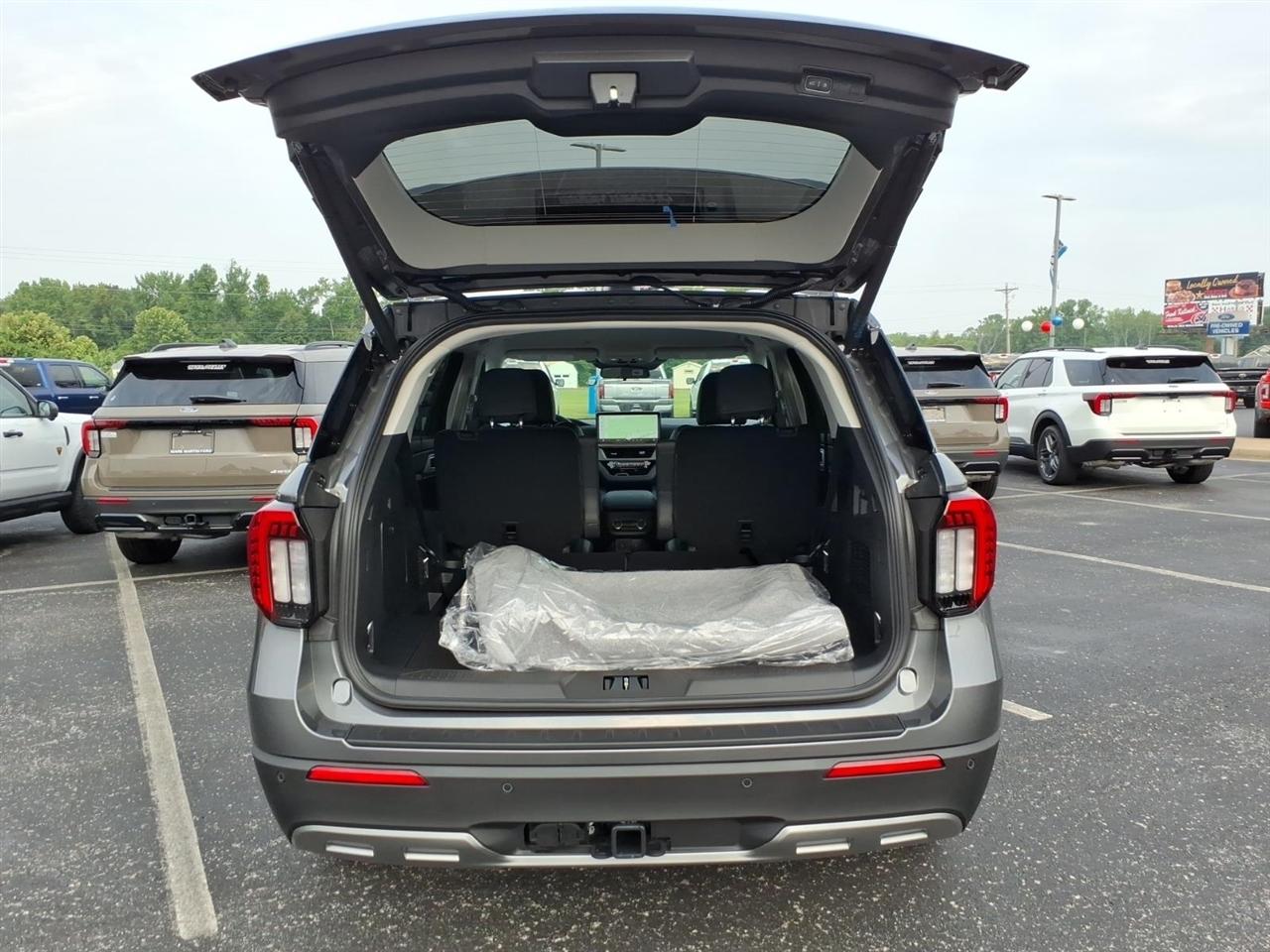 Ford Explorer  2026