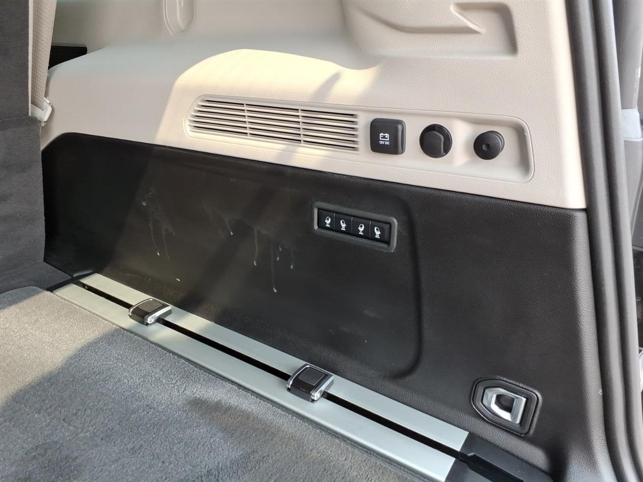 Jeep Wagoneer L  2024