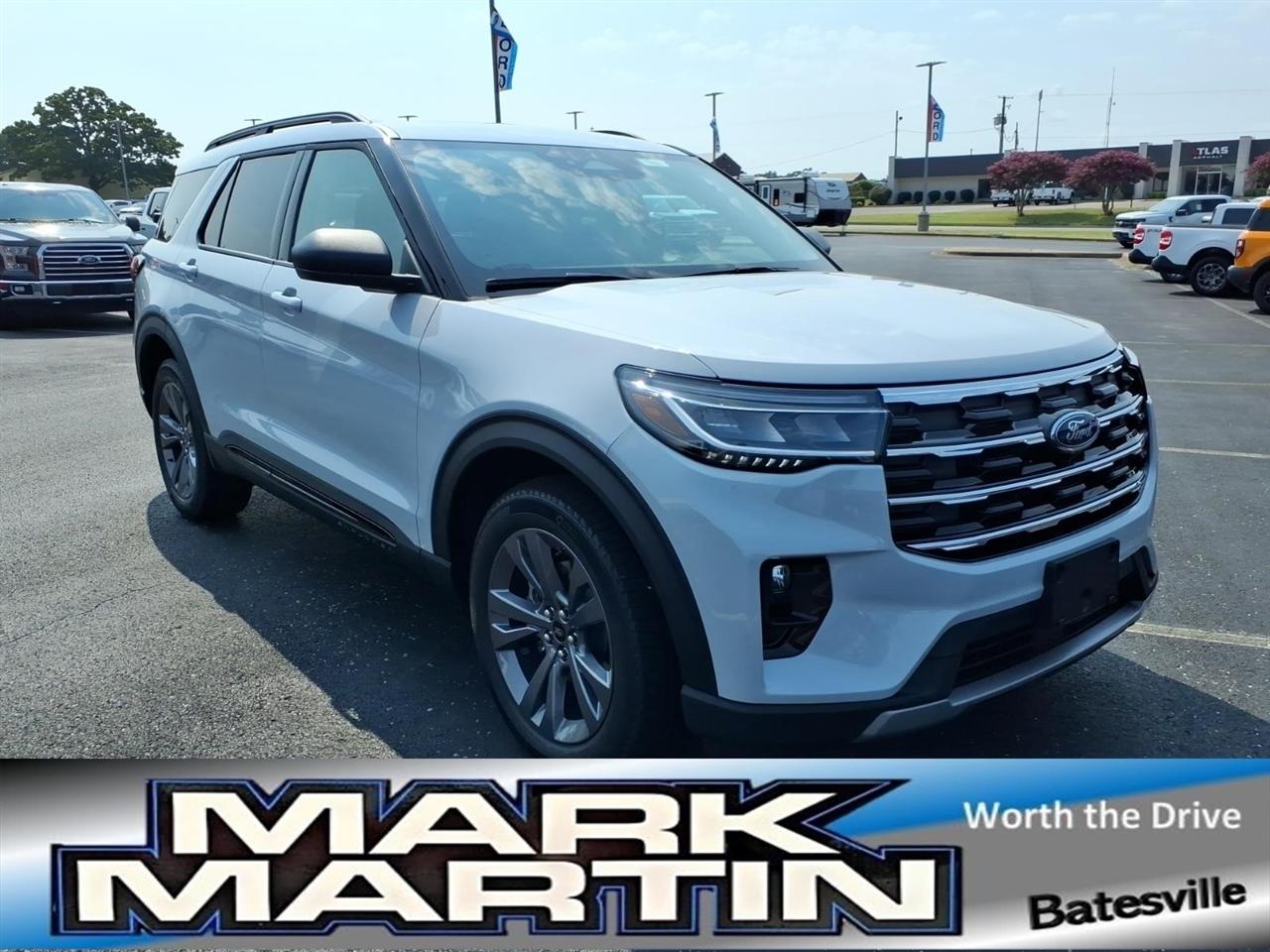 Ford Explorer  2026