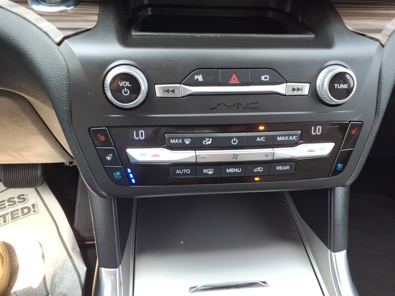 Ford Explorer  2020